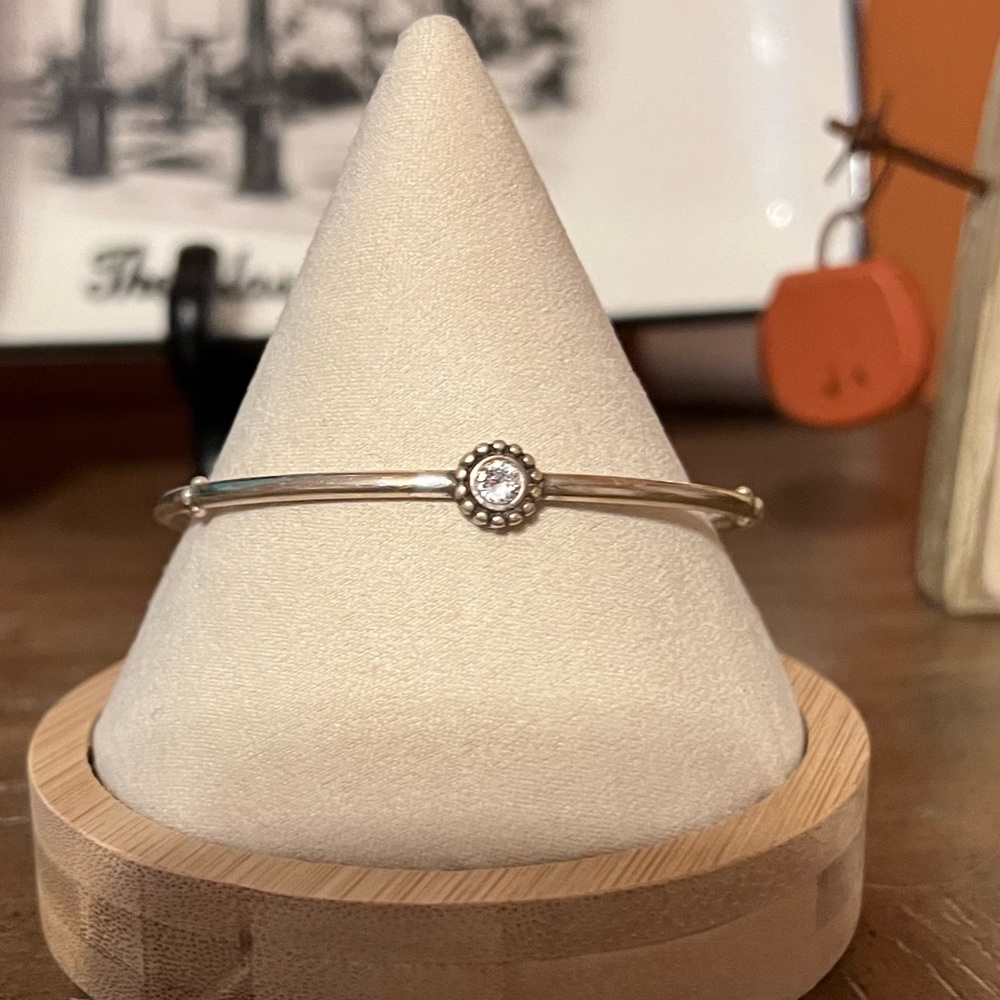 Brighton silver clear stone bangle